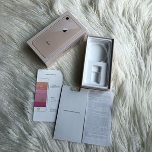 iPhone 8 box